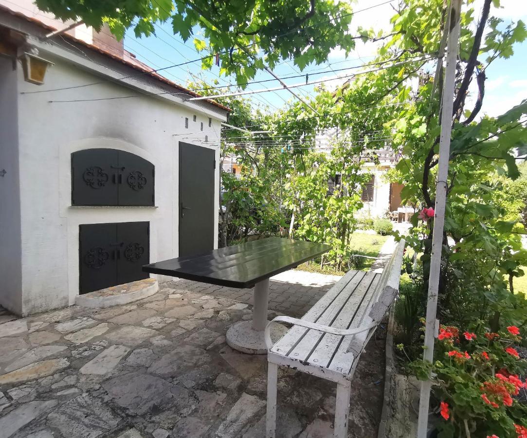 Apartments Marijana Водице Екстериор снимка