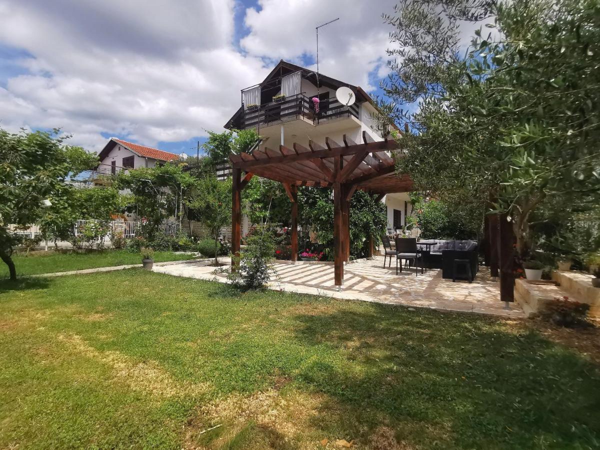 Apartments Marijana Водице Екстериор снимка