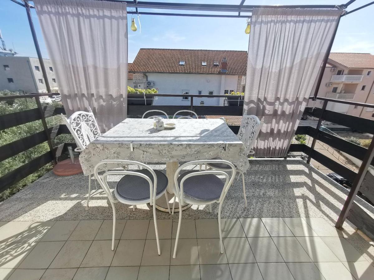 Apartments Marijana Водице Екстериор снимка
