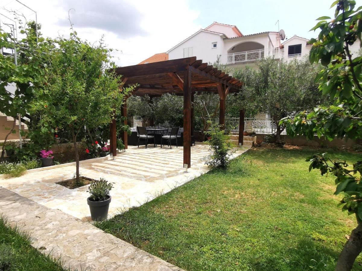 Apartments Marijana Водице Екстериор снимка
