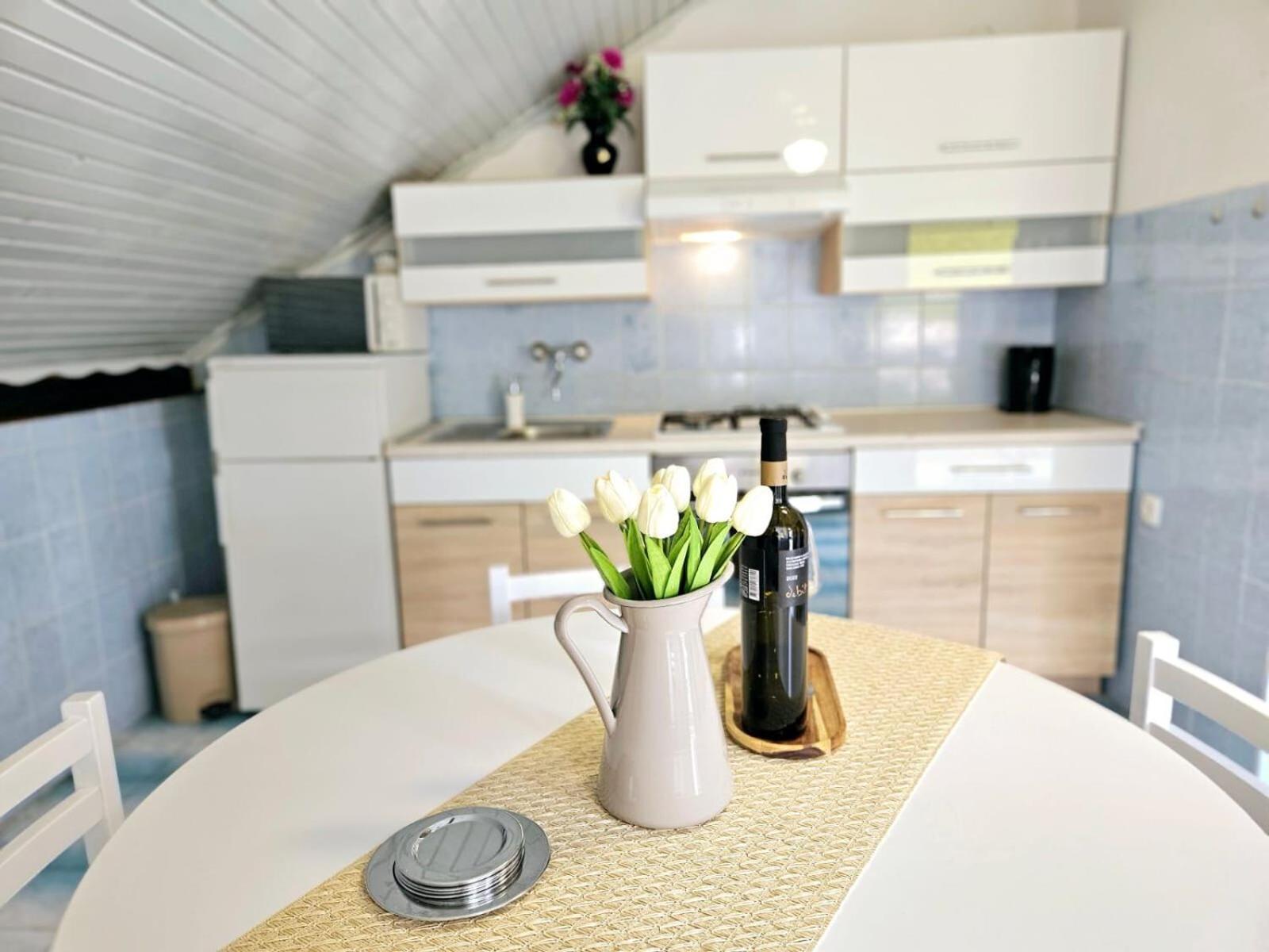 Apartments Marijana Водице Екстериор снимка
