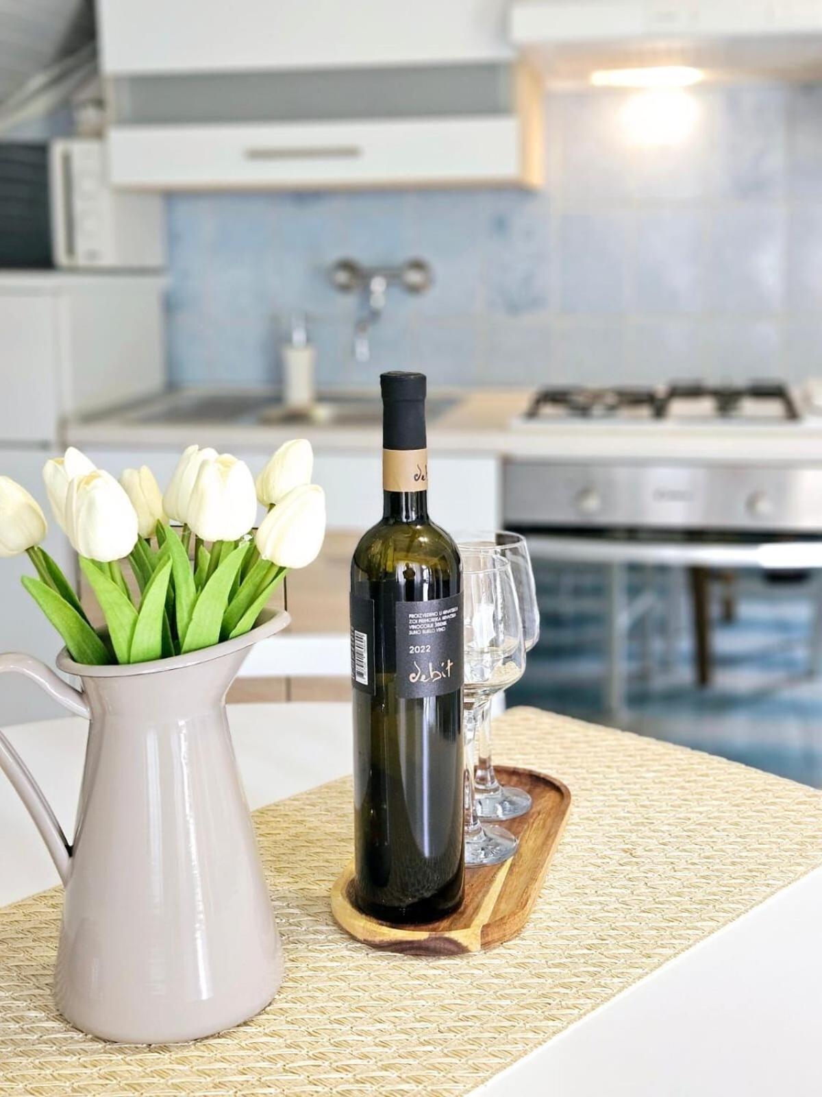 Apartments Marijana Водице Екстериор снимка